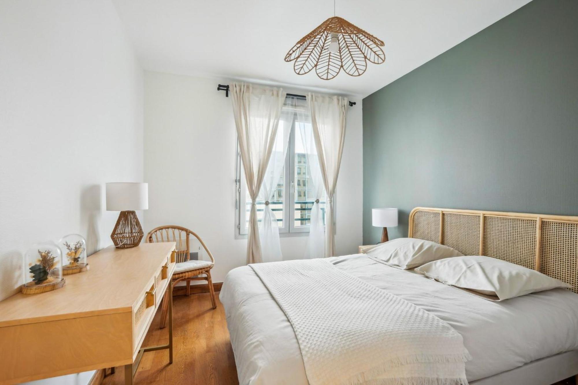 Charming 6-person Pied-a-terre In Cuire *
