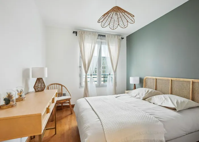 Charming 6-Person Pied-A-Terre In Cuire
