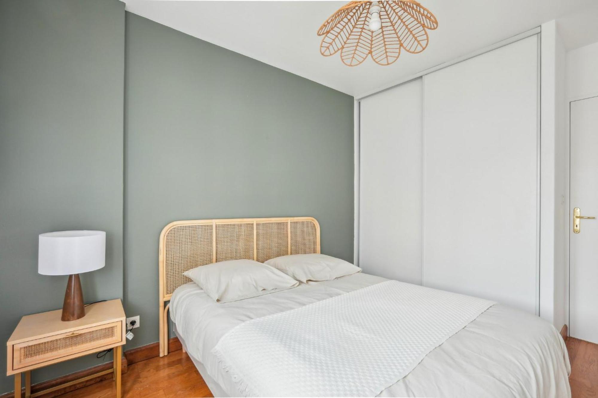 Appartement Charming 6-person Pied-a-terre In Cuire